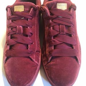 Puma Women’s Burgundy Size 7